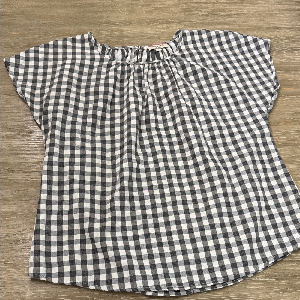 ANDREE BY UNIT Black and White Gingham Short Sleeve Top
